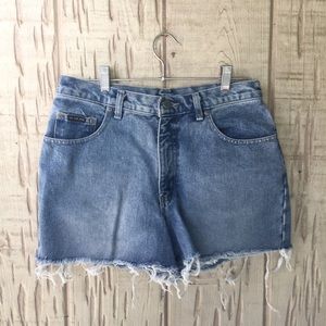 Vintage 90’s denim high rise cut off shorts